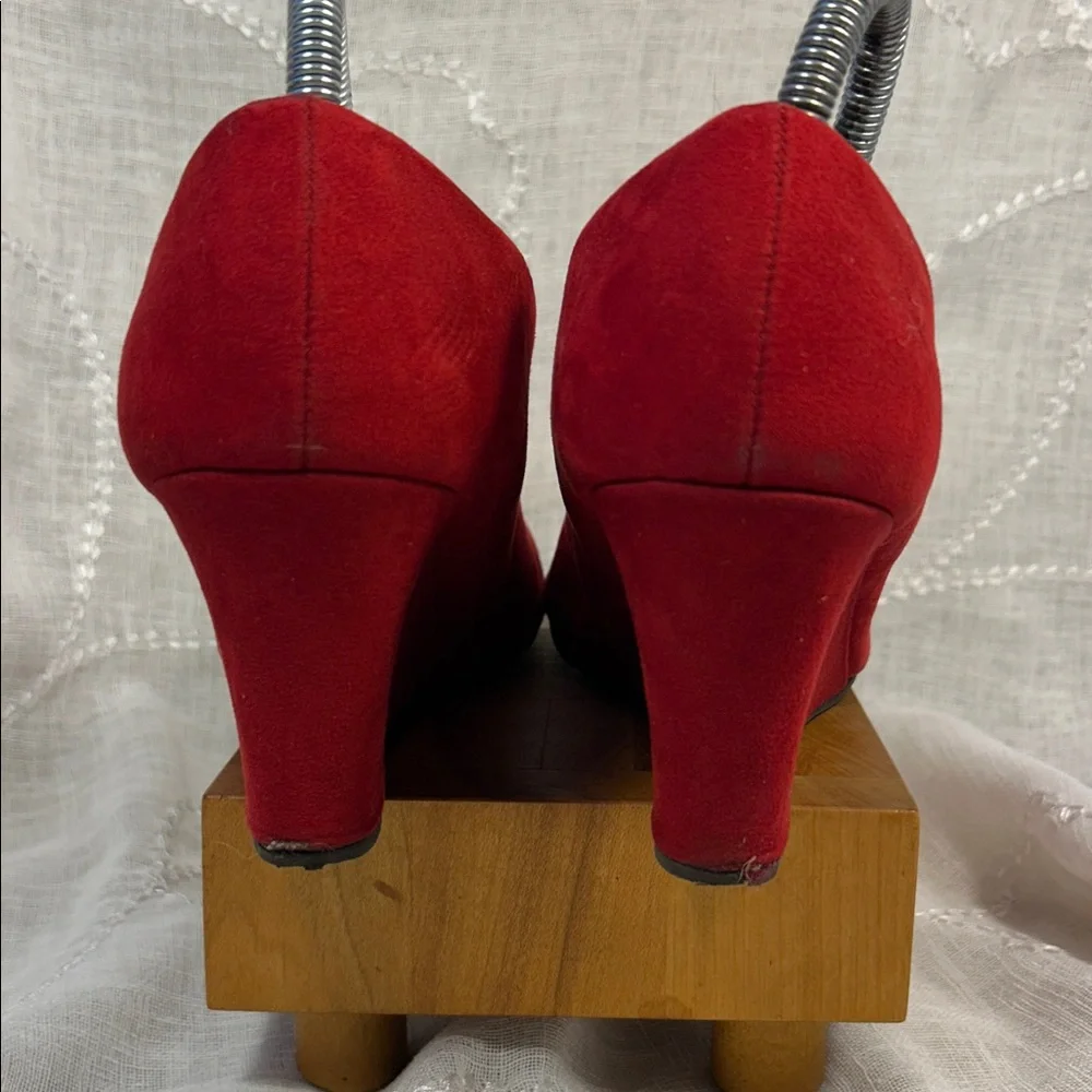 DexFlex Comfort great red hue wedges
